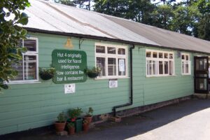 Hut 4